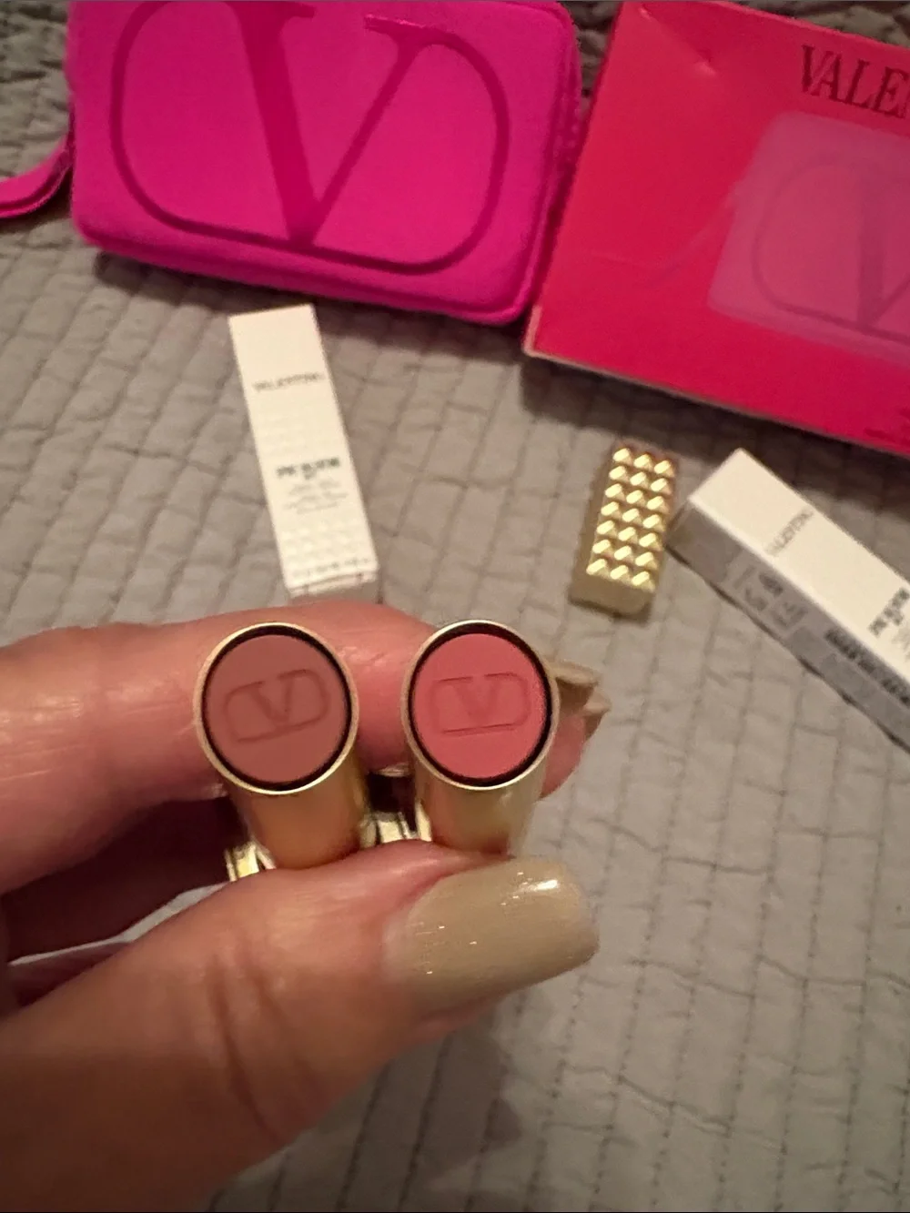 Valentino Spike Lipstick gift set pink pouch & 2 Full size Matte lipsticks NEW
